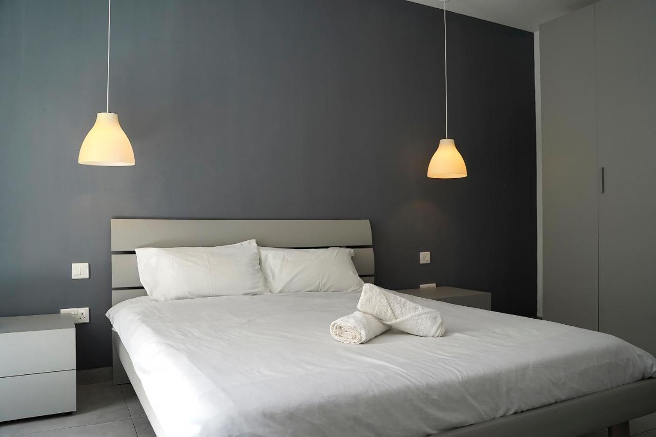 Wonderful Apartment Next To The Sea Gzira Bagian luar foto