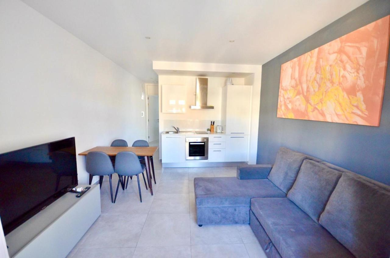 Wonderful Apartment Next To The Sea Gzira Bagian luar foto